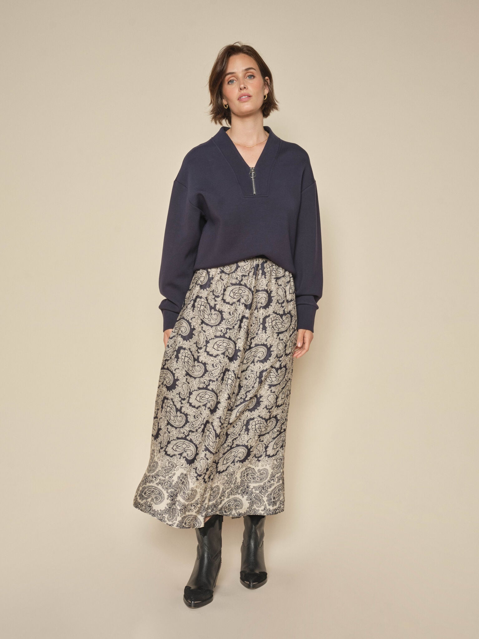 Modelshot / Salute Navy / Detail